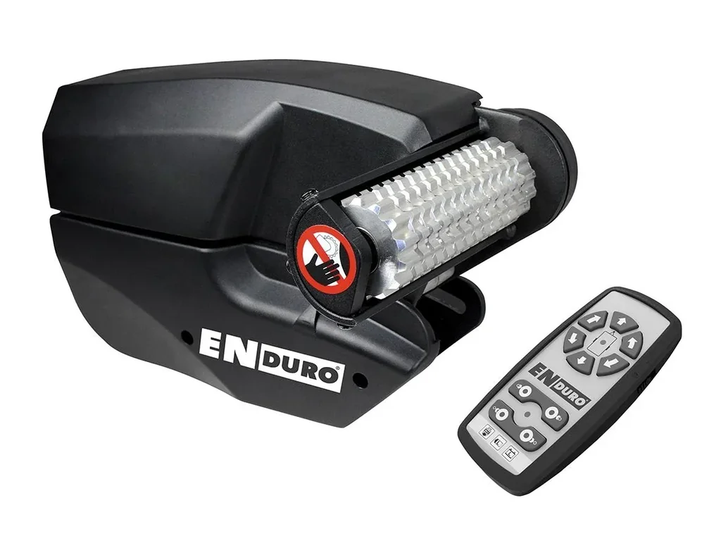 Fully automatic manoeuvring aid EM303A for caravans / trailers
