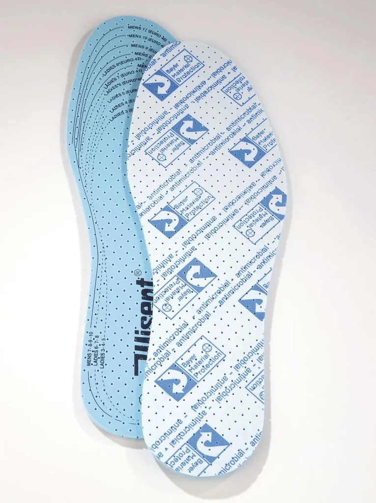 Odor-eating sole