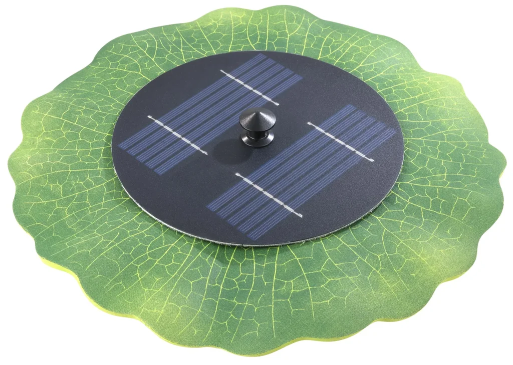 Solar pond aerator Lily