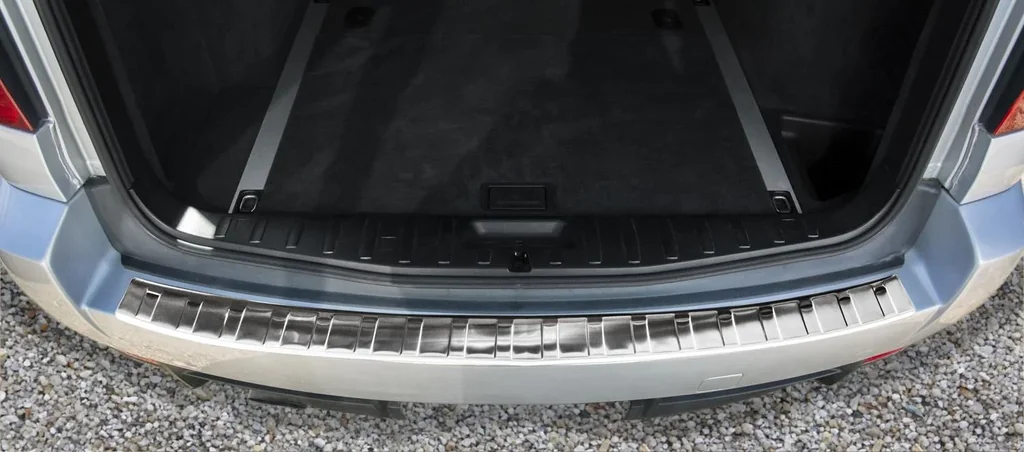 Stainless steel loading sill protection for BMW X3 E83 from 2006-2010