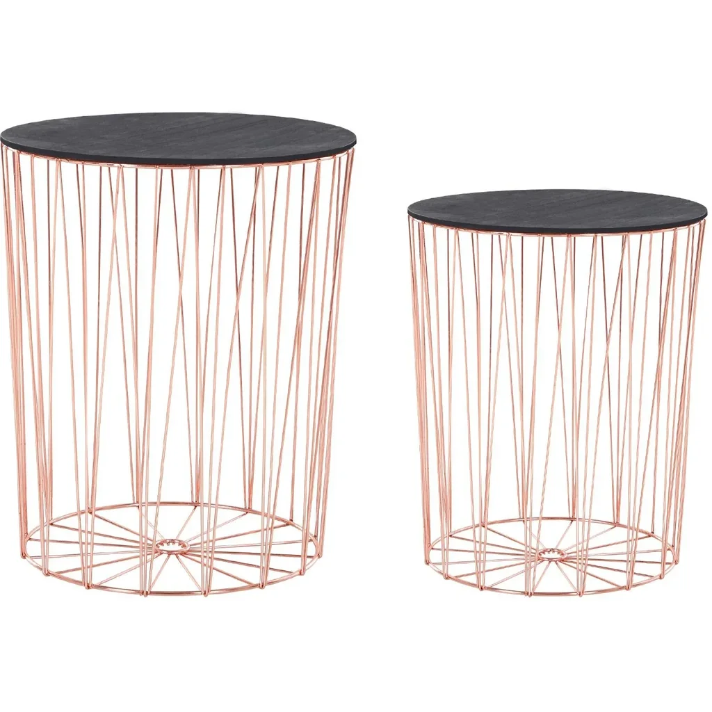 Side table in a set of 2