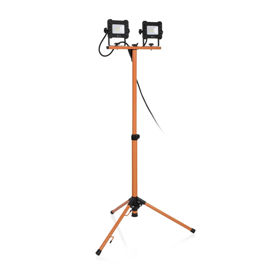 LED double tripod floodlight with 2 x 10 watts
