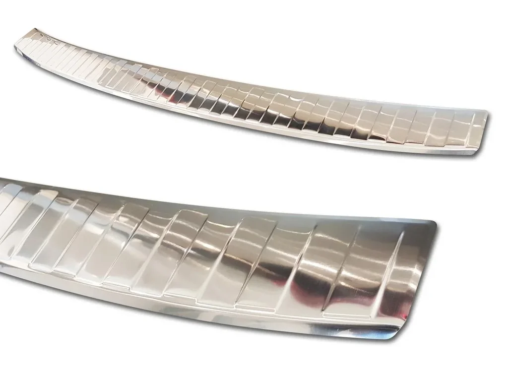 Stainless steel loading sill protection, BMW X2 F39 with M-Package, 2018> OEM quality with soft, deburred edges