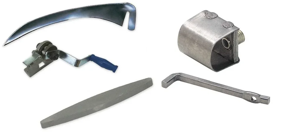 "Dengelmax Extra", quality scythe + whetstone and scythe ring in a set