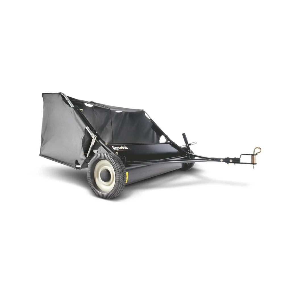 Lawn tractor - lawn and leaf sweeper 107CM