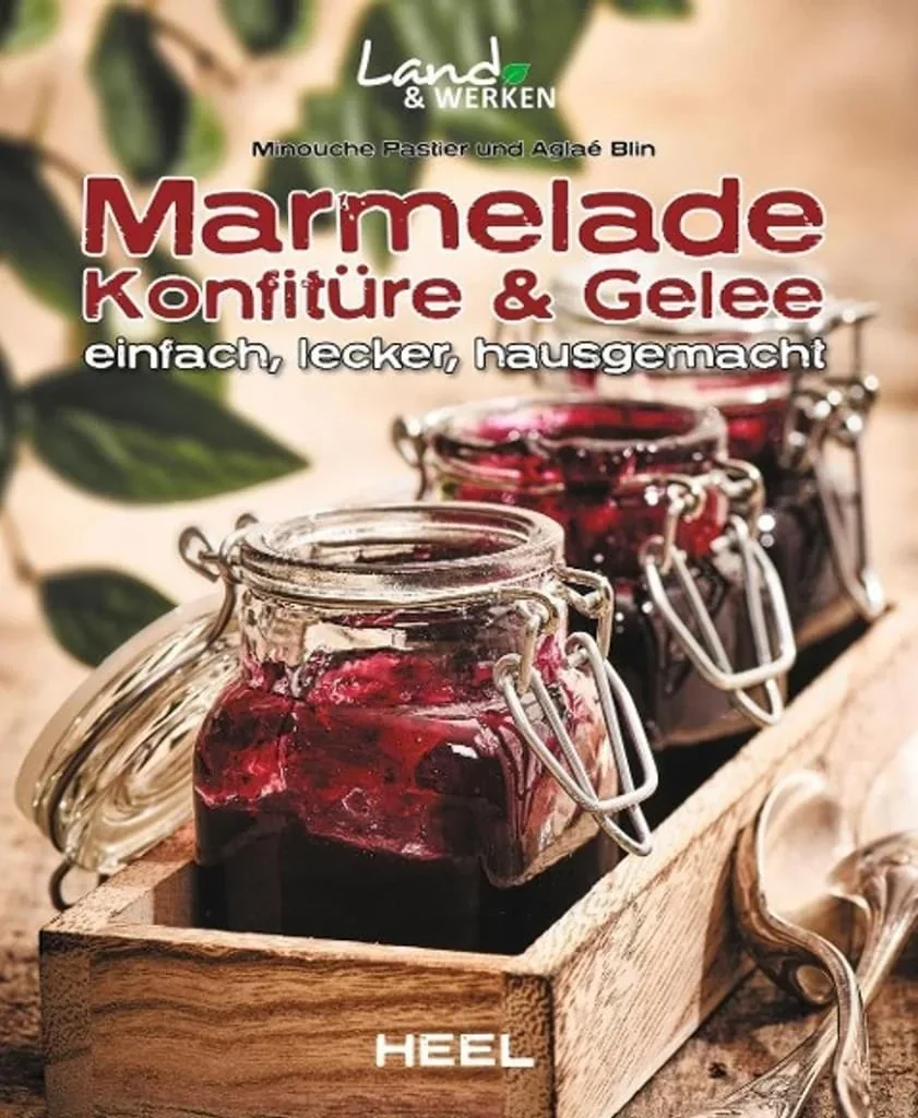 Book: Jams, preserves & jellies