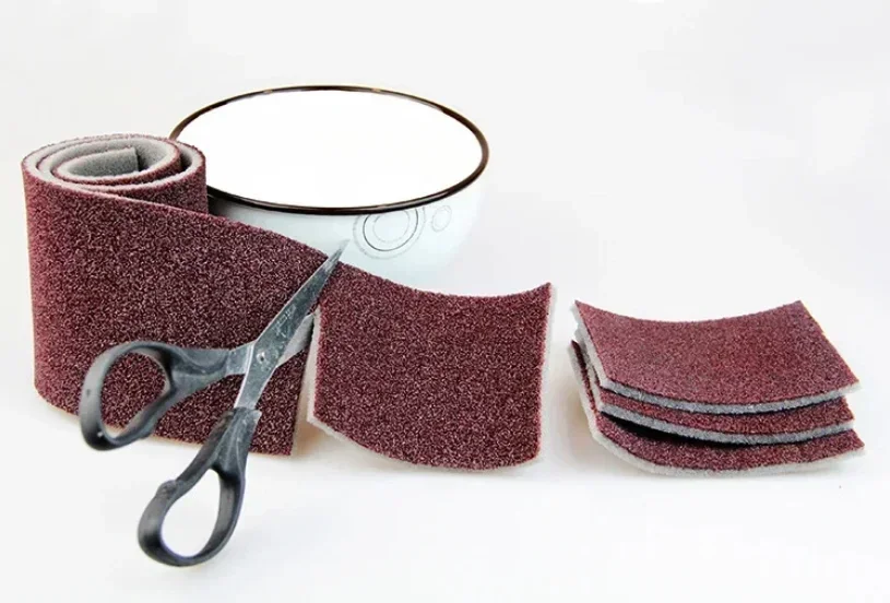 Cuttable scouring sponge, 1m roll