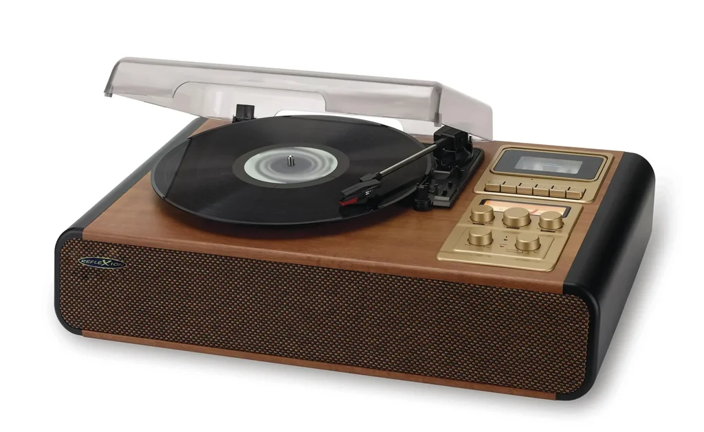 Record player in wooden case with Bluetooth, cassette, FM radio, AUX-in