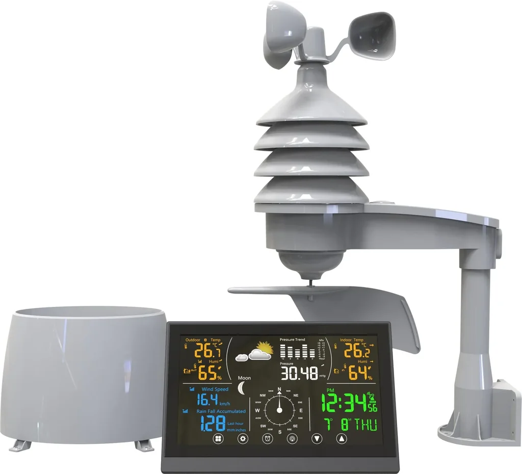 Radio weather station with precipitation, air pressure and wind speed measurement