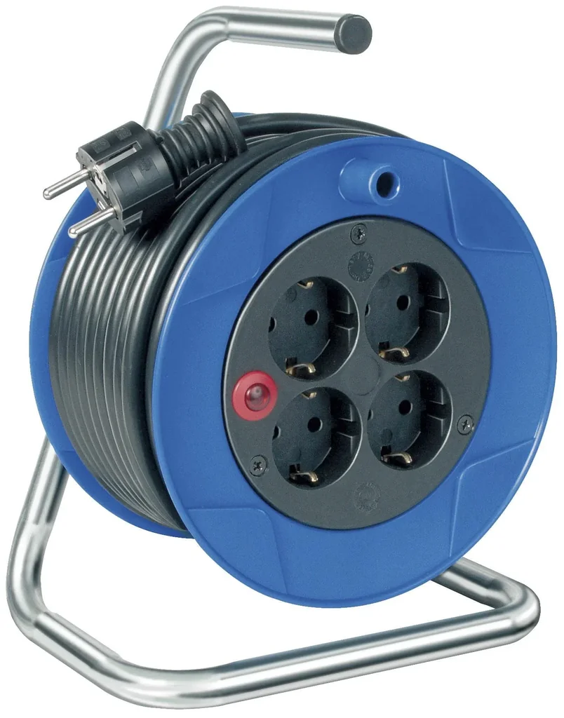 Compact cable drum with 15 m extension