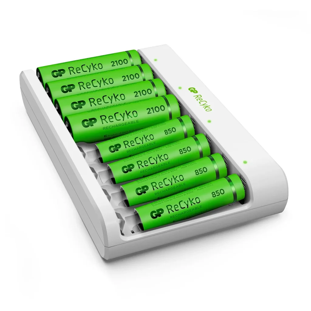 USB charger for 8 AA/AAA NiMH batteries including 4 ReCyko Mignon batteries 2100 mAh + 4 ReCyko Micro batteries 850 mAh