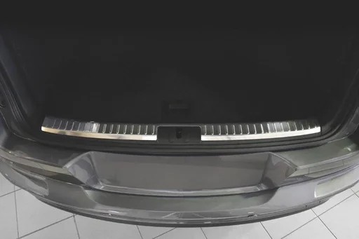 "Loading sill protection INSIDE VW Tiguan 5d /profiled 2007-> stainless steel image"