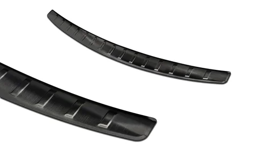 "Stainless steel loading sill protection, Mercedes C Class W205 Sedan, 2014-2018, FL 2018> - graphite/black Line. image"