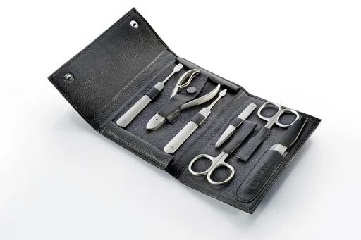 "Leather manicure case, 8 pieces image"