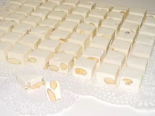 "Soft nougat with almonds, 500 g image"
