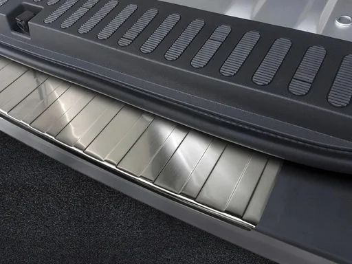 "Stainless steel loading sill protection for Renault Master III, built from 2014 onwards, FL from 2014 onwards image"