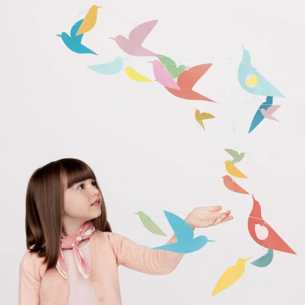 Djeco kinder mobiel kleurrijke vogels
