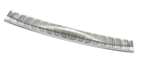"Stainless steel loading sill protector, Opel VIVARO 2001-2014. OEM quality with soft, deburred edges. image"