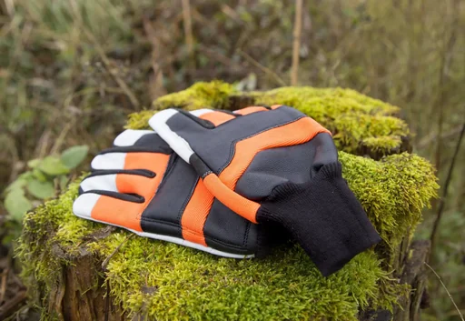 "Forester chainsaw gloves size 9/L image"