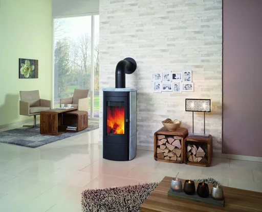 "Tiamo EX wood-burning stove cream-white, continuous burning, 3-in-1 comfort control, external supply air image"