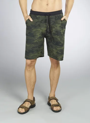 "Bermuda shorts, color camouflage/green/black, size L image"