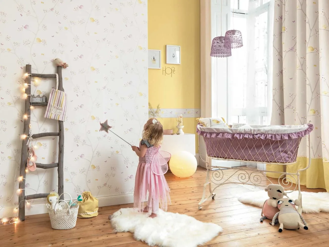 "Casadeco My Little World behang vogels bruin roze image"