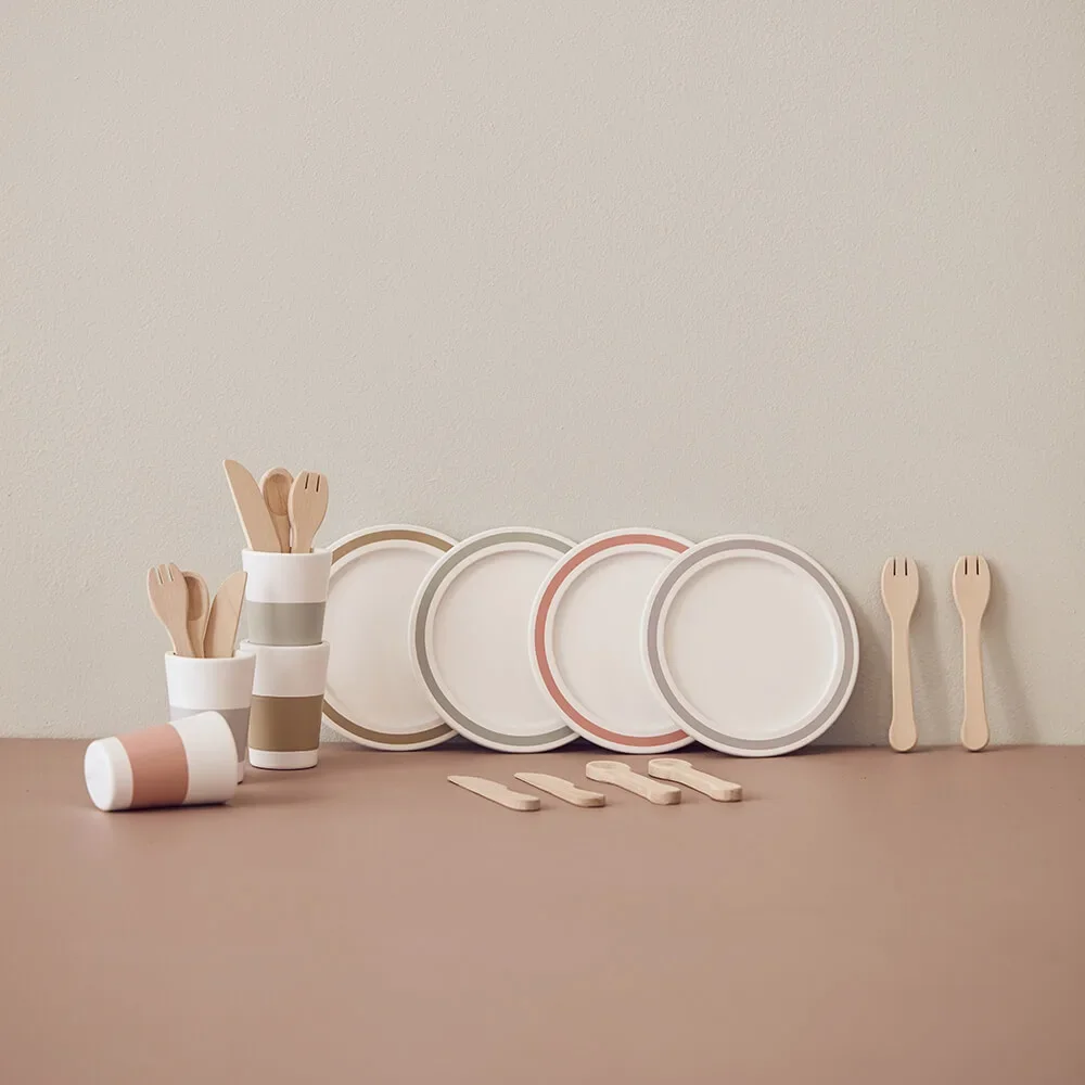 "Kids Concept speel servies Bistro hout wit pastel image"