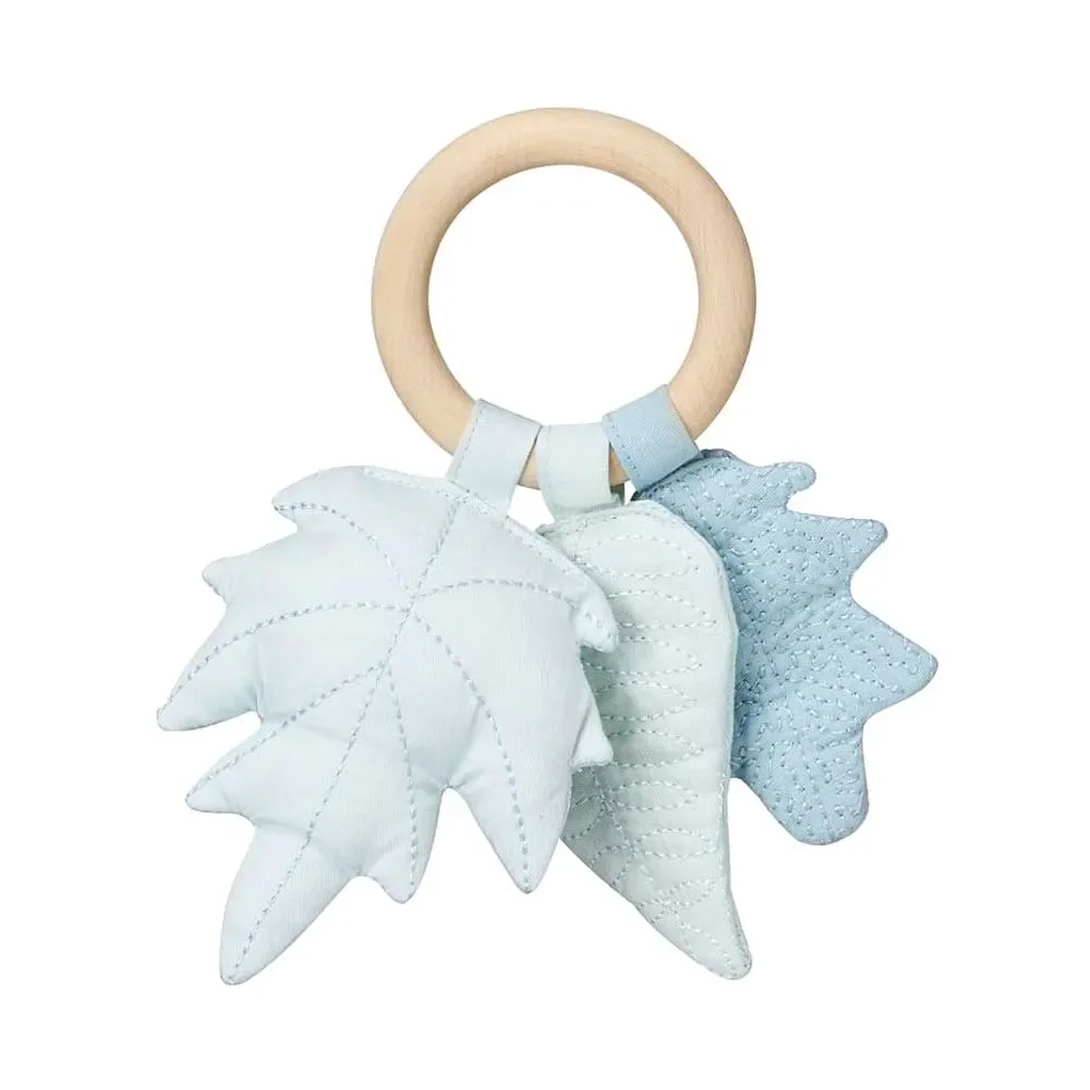 "Cam Cam Babyrammelaar Bladeren blauw image"