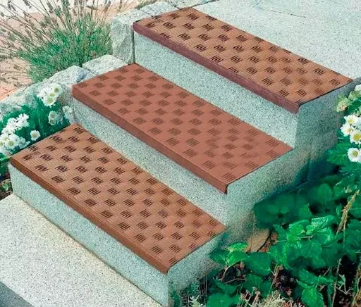 "Rubber angle - stair mat, dark brown - set of 3 pieces image"