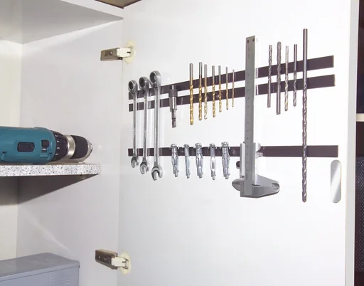 "Zelfklevende magnetische tape 10 m image"