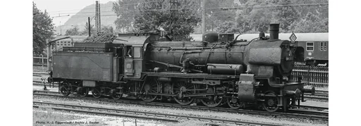 "Steam locomotive class 038 of the Deutsche Bundesbahn image"