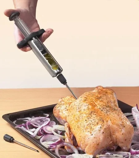 "4-piece spice/marinade syringe with 2 tips image"