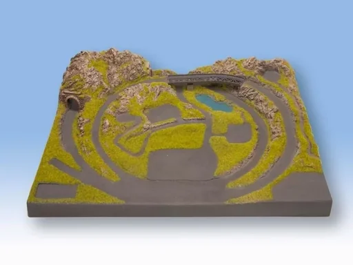 "Ready-made terrain Serfaus - 53.5 x 40.5 cm, approx. 12 cm high, made of structural hard foam, Z gauge, including track plan image"
