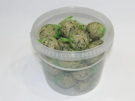 "Premium quality fat balls - 30 pieces / 2.5 kg bucket image"