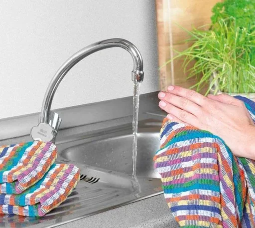 "Terry cloth towels in a set of 3 image"