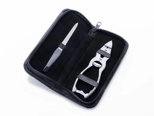 "Nail pliers side cutters with double gearing including accessories image"