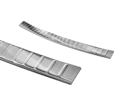 "Stainless steel loading sill protector, VW TOUAREG III, 2018>. OEM quality with soft, deburred edges. image"