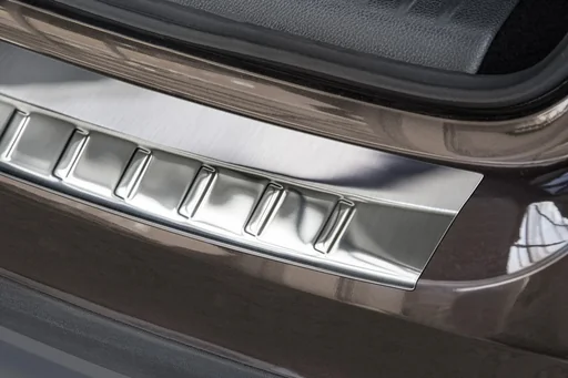 "Loading sill protection for Mercedes GLA built in 2013> image"