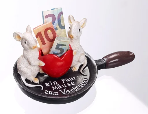 "Cash gift “A few bucks to burn” image"
