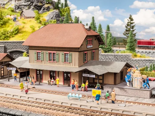 "Bahnhof Honau image"