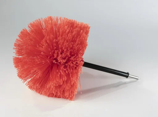 "High-tech rim cleaning brush - extremely easy and quick cleaning of rims image"