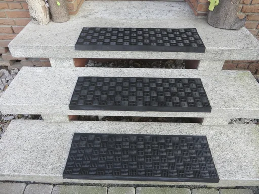 "Rubber angled step mats - set, 5 pieces image"